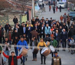 DEVA Partisi GENEL BAŞKANI ALİ BABACAN ROMAN MAHALLESİNİ ZİYARET ETTİ