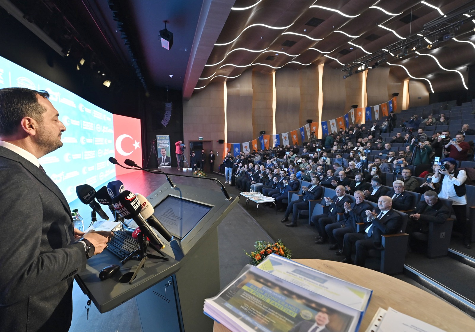 BÜYÜKŞEHİR BELEDİYE BAŞKAN ADAYI YÜKSEL, DEĞİŞİM, GELİŞİM, DÖNÜŞÜM PROJELERİNİ AÇIKLADI