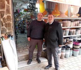 Bağımsız Aday Alper AKI Esnafta yoğun ilgi gördü
