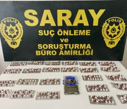 Saray Emniyeti Uyuşturucu Tacirlerini Yakaladı