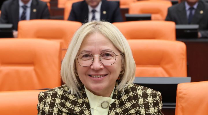Okullarda Yapılan Parti Propagandası Soru Önergesine Yanıt Geldi