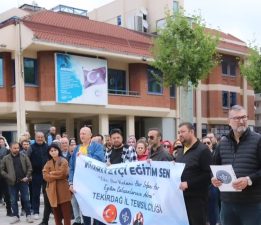 Hürriyetçi Eğitim Sen Basın Açıklaması “TÜİK ENFLASYONUNU TOPTAN REDDEDİYORUZ. REFAH PAYI İSTİYORUZ.”