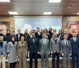 AK Parti Kadın Kollarında Neziha Çelik yeniden başkan