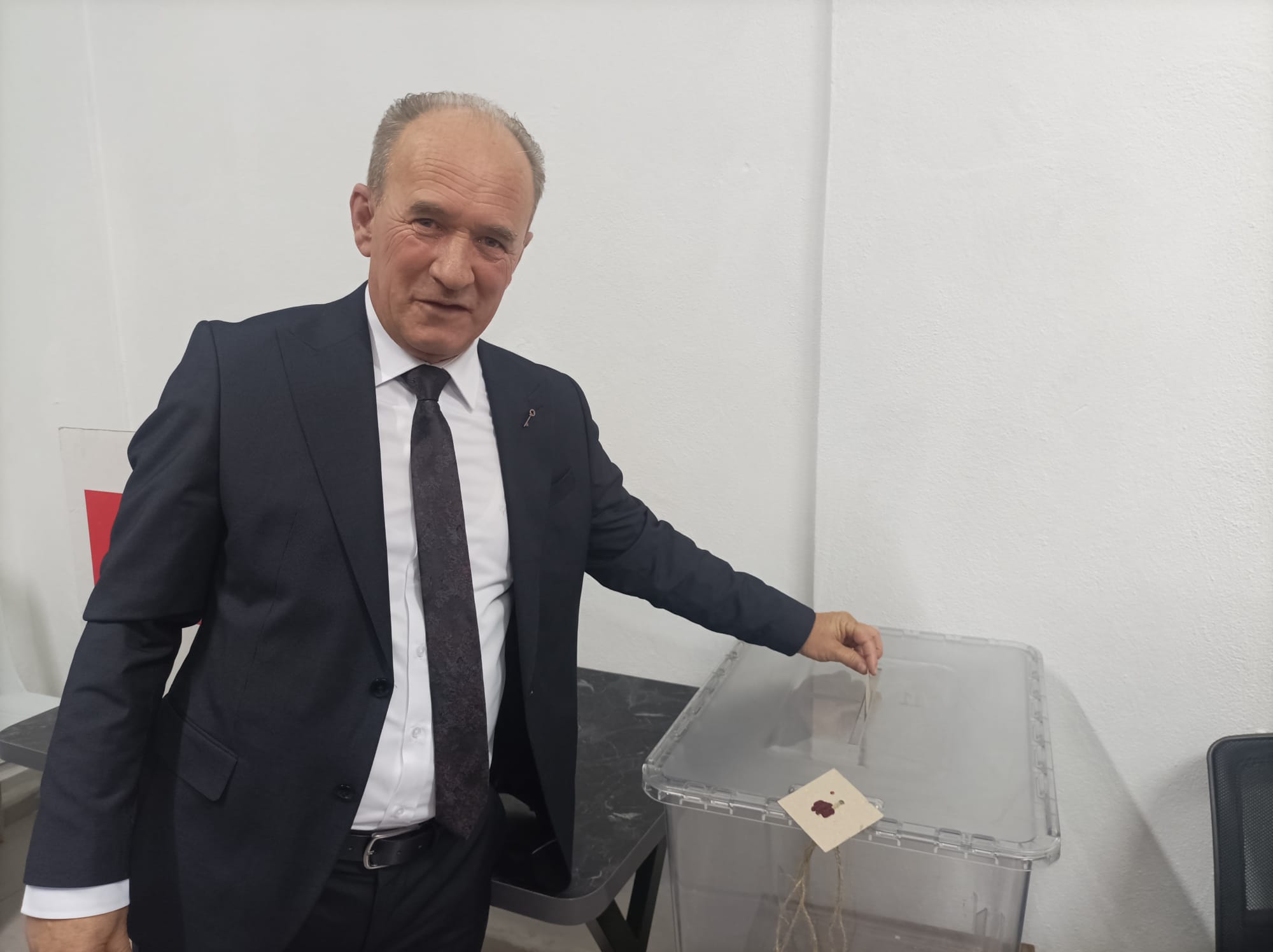 Anahtar Partide Başkan Yeniden Abdullah Ataman Oldu