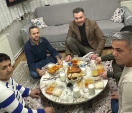 AK Partililerden Gönül Sofraları Ziyaretleri