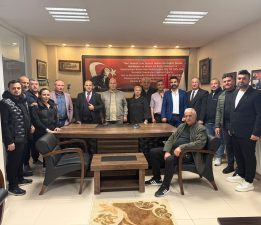 Cumhurbaşkanı Adayı Saray Samsunlular Derneğini Ziyaret Etti
