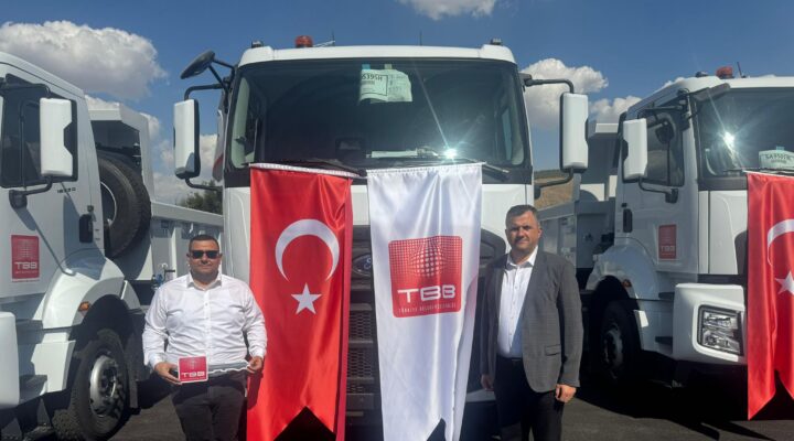Türkiye Belediyeler Birliği’nden Saray Belediyesi’ne hibe kamyon