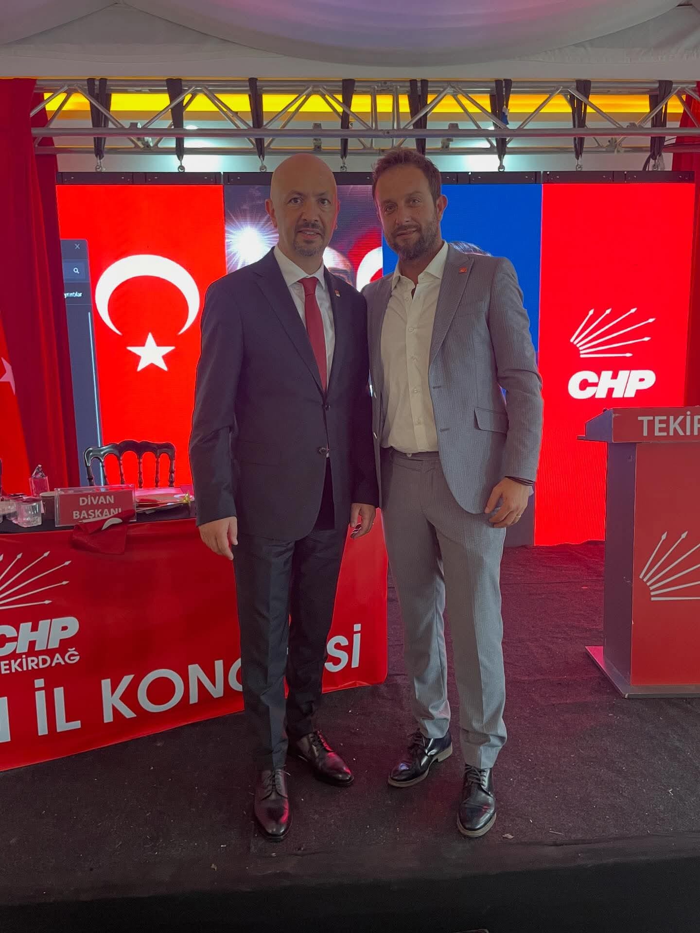 CHP Tekirdağ İl Yönetimine Saray’dan Onur AYDINOĞLU seçildi.